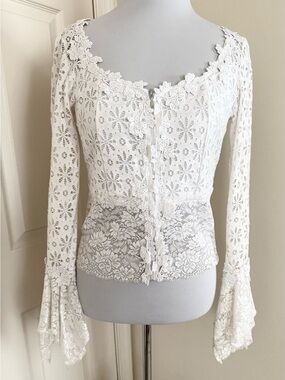 SAGAIE LACE W/sequins WHITE DRESSY TOP SIZE FR3/10US
